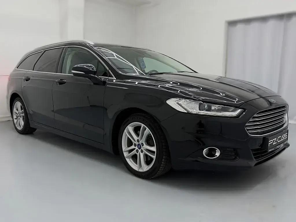 Gebraucht Ford Mondeo 179 PS (131 kW) 2016 Schwarz Limousine