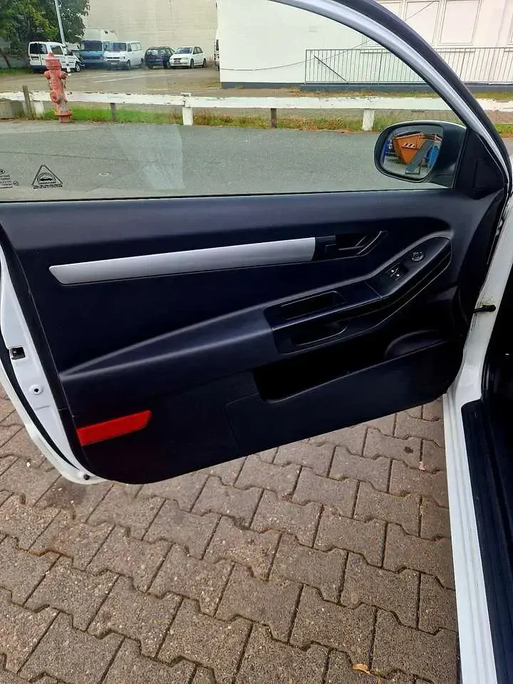 Gebraucht Kia Ceed Attract 90 PS (66 kW) 2011 Kleinwagen
