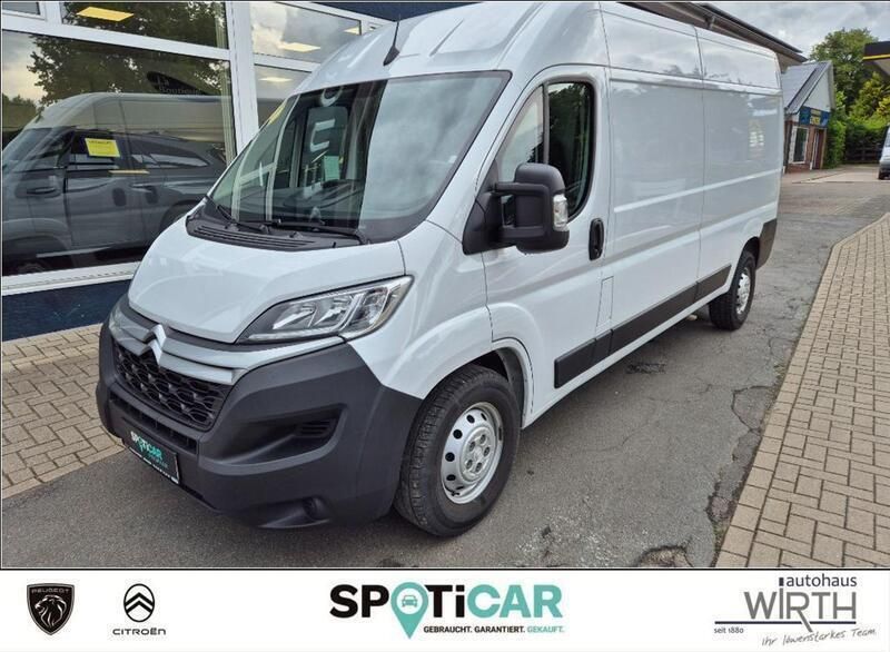Weiß Gebraucht 2024 Citroën Jumper Van / Kleinbus | 28.970 € (Fairer Preis) - Bild 1/3