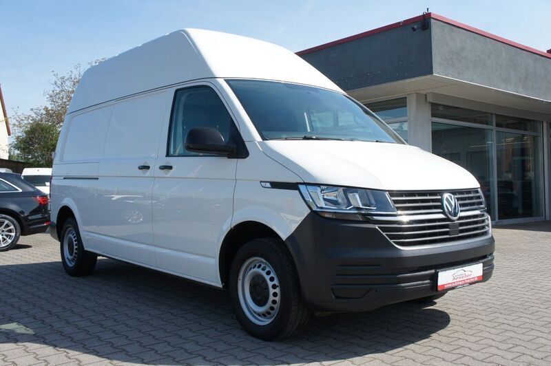 Gebraucht VW T6.1 90 PS (66 kW) 2020 Weiß candyweiß Van