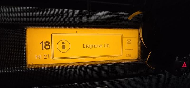 Gebraucht Citroën C4 118 PS (86 kW) 2009 Schwarz Kleinwagen