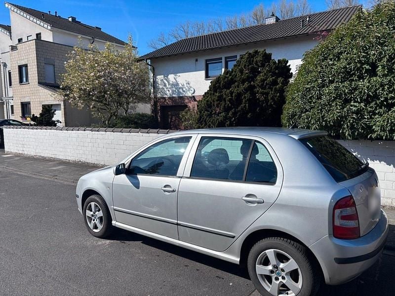 Gebraucht Skoda Fabia 75 PS (55 kW) 2007 Silber Kleinwagen