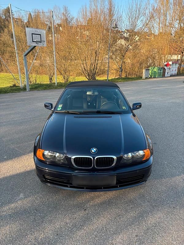 Gebraucht BMW 318 143 PS (105 kW) 2003 Blau Cabrio