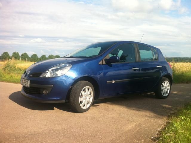 Gebraucht Renault Clio II Dynamique 75 PS (55 kW) 2006 Blau metallic Kleinwagen