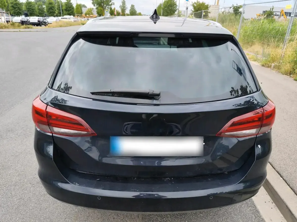 Gebraucht Opel Astra 125 PS (91 kW) 2018 Blau Kombi