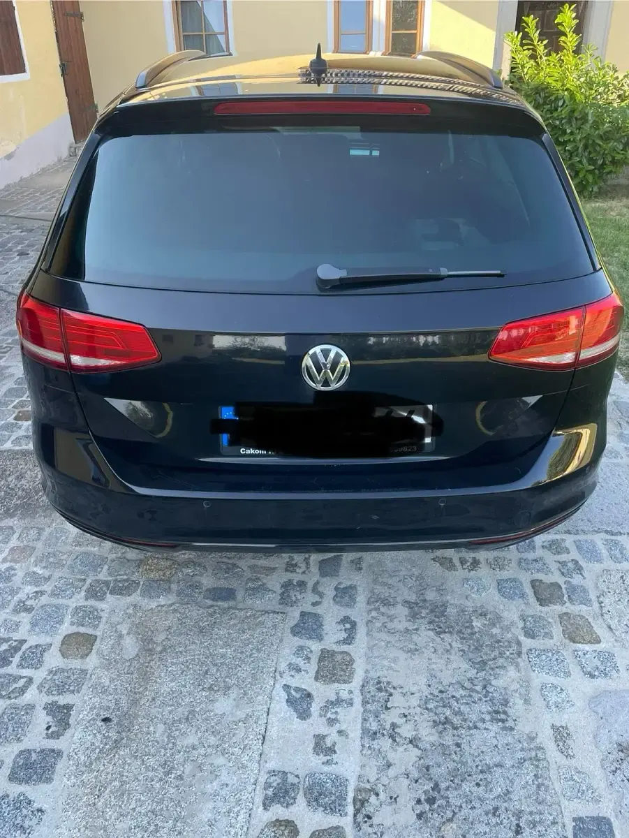 Gebraucht VW Passat Comfortline 150 PS (110 kW) 2015 Schwarz Kombi
