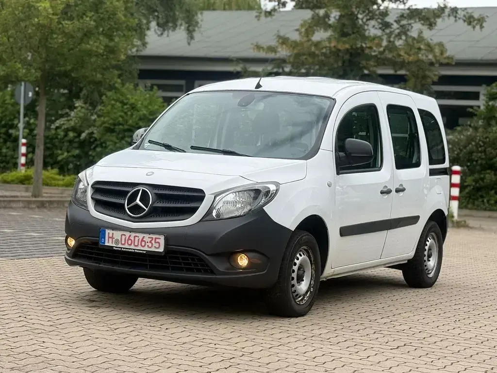Gebraucht Mercedes Citan 109 90 PS (66 kW) 2018 Weiß Van / Kleinbus