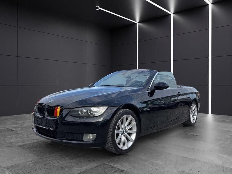 Gebraucht BMW 330 Cabriolet 231 PS (169 kW) 2007 Schwarz Cabrio