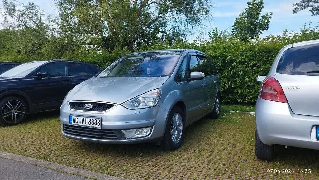 Gebraucht Ford Galaxy Ghia 140 PS (102 kW) 2007 Grau Van / Kleinbus