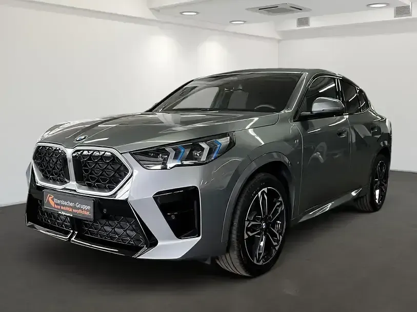 Gebraucht BMW X2 M Sport 170 PS (125 kW) 2025 Skyscraper grau metallic SUV