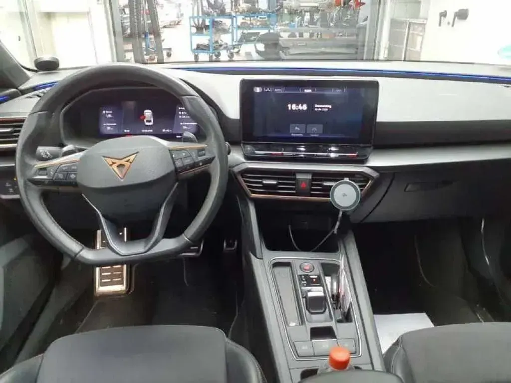 Usata Cupra Leon 245 CV (180 kW) 2021 Grigio Station wagon