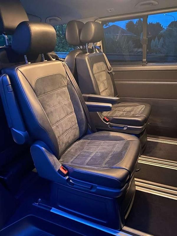 Gebraucht VW Multivan Comfortline 150 PS (110 kW) 2018 Schwarz Van