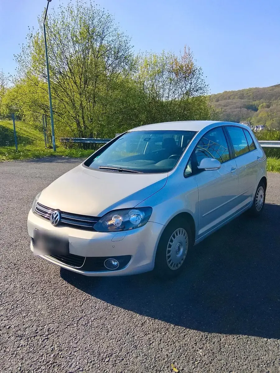 Gebraucht VW Golf Plus Cross 122 PS (89 kW) 2009 Silber Limousine