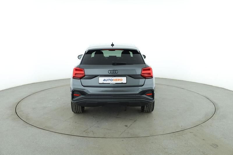 Gebraucht Audi Q2 S-Line 150 PS (110 kW) 2022 Grau SUV