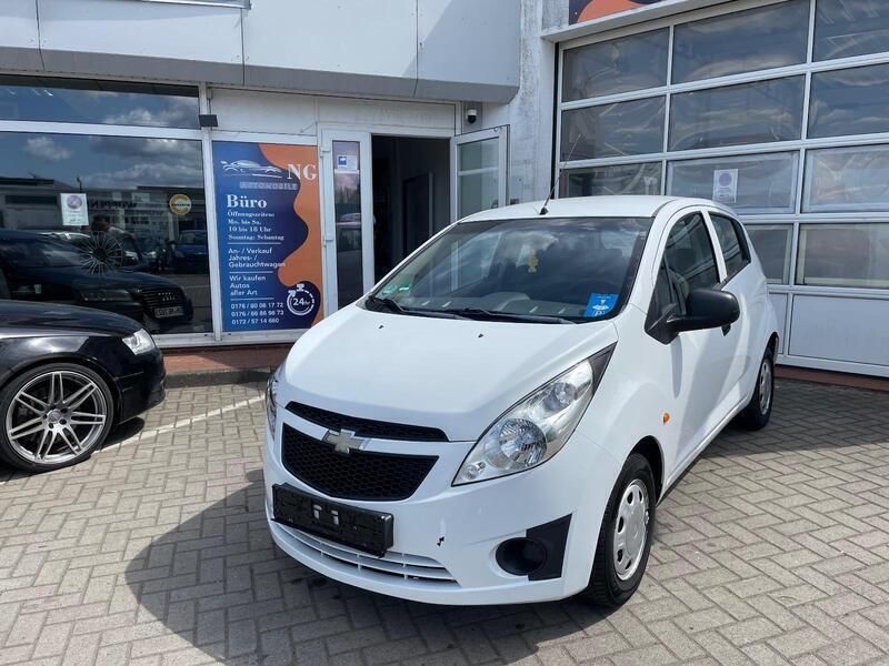Weiß Gebraucht 2010 Chevrolet Spark Kleinwagen | 1.500 € (Superpreis) - Bild 1/4
