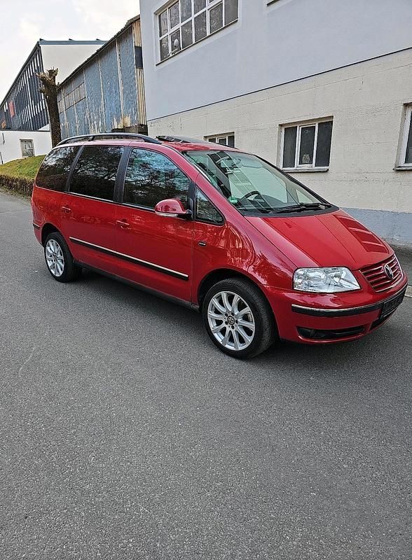 Gebraucht VW Sharan 131 PS (96 kW) 2006 Rot Van / Kleinbus