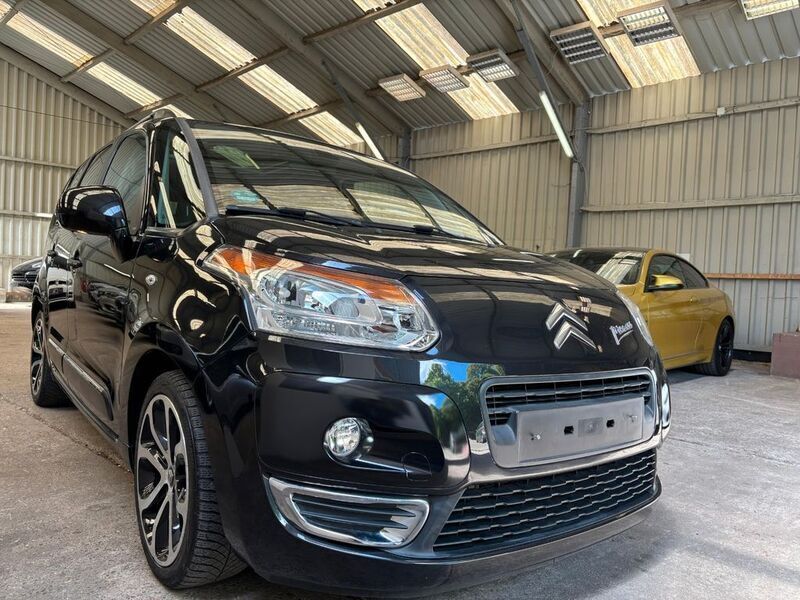 Schwarz Gebraucht 2011 Citroën C3 Picasso Exclusive Van / Kleinbus | 4.650 € (Fairer Preis) - Bild 1/4