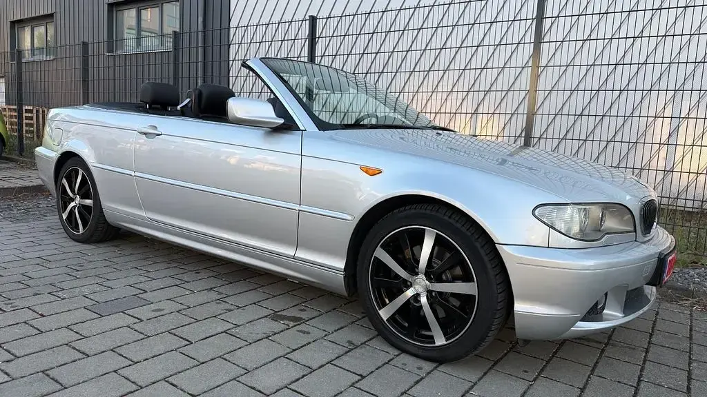 Gebraucht BMW 320 Cabriolet Advantage 170 PS (125 kW) 2005 Silber Cabrio