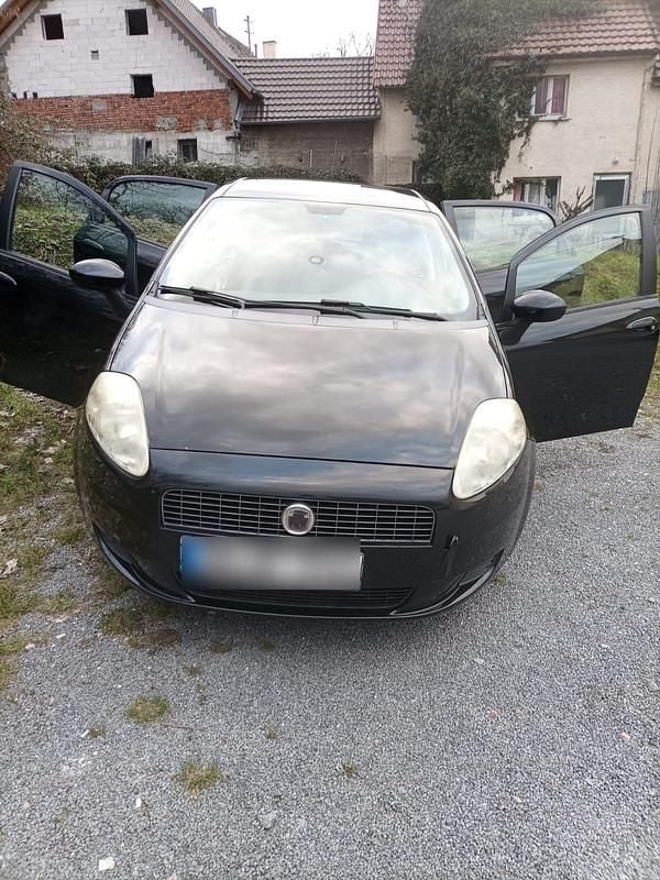 Gebraucht Fiat Punto 77 PS (56 kW) 2008 Schwarz Kleinwagen