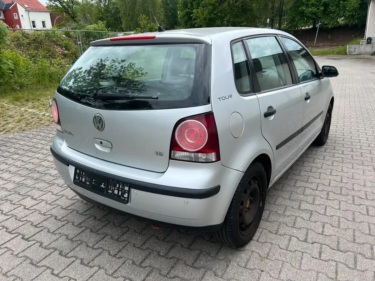 Usata VW Polo Edition 105 CV (77 kW) 2007 Argento Utilitaria
