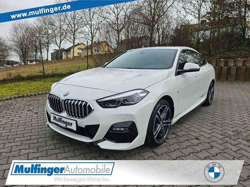 Weiß Gebraucht 2022 BMW 216 M Sport Limousine | 27.900 € (Etwas zu teuer) - Bild 1/4