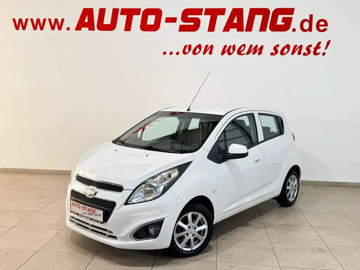 Gebraucht Chevrolet Spark LT 68 PS (50 kW) 2013 Weiß Kleinwagen