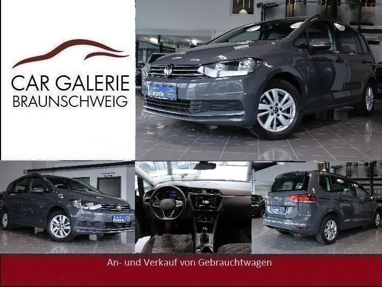 Delfingrau metallic Gebraucht 2023 VW Touran Comfortline Van / Kleinbus | 22.950 € (Superpreis) - Bild 1/4