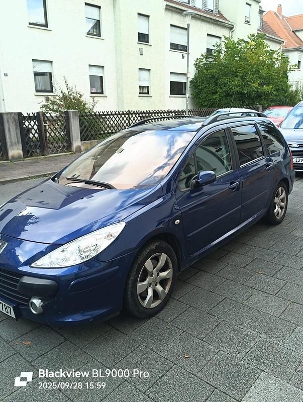 Blau Gebraucht 2006 Peugeot 307 Kombi | 1.500 € (Teuer) - Bild 1/4