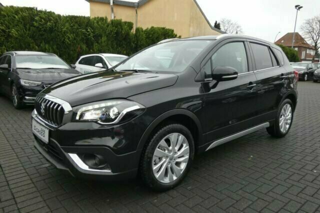 Gebraucht Suzuki SX4 S-Cross 129 PS (94 kW) 2020 Schwarz metallic SUV
