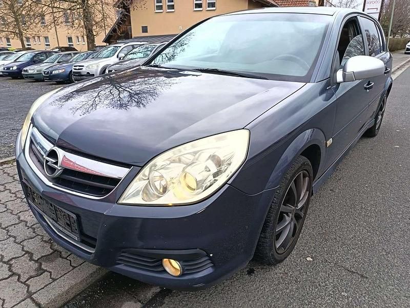 Gebraucht Opel Signum Edition 155 PS (114 kW) 2007 Metro m2 Kleinwagen