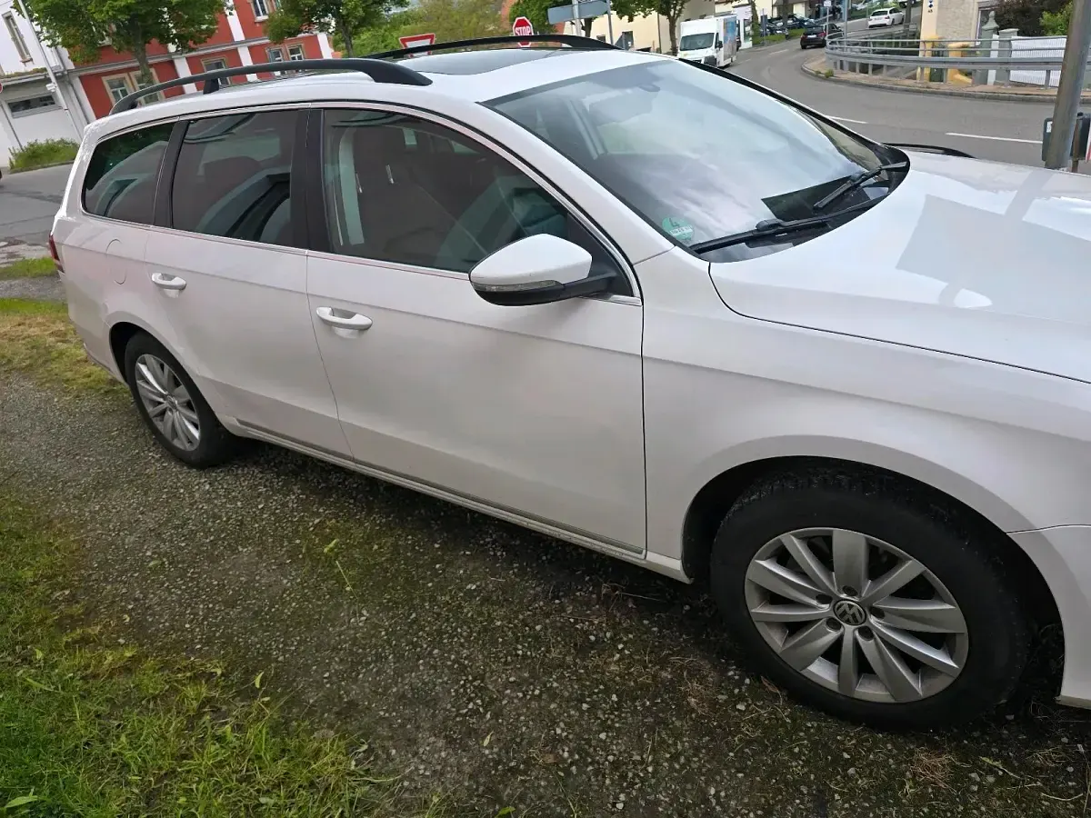 Gebraucht VW Passat Highline 177 PS (130 kW) 2014 Weiß Kombi