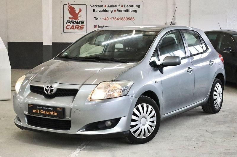 Gebraucht Toyota Auris Team 124 PS (91 kW) 2008 Silber Limousine