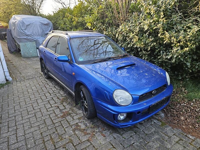 Blau Gebraucht 2001 Subaru Impreza Kombi | 4.999 € - Bild 1/4