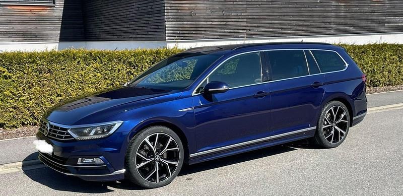 Gebraucht VW Passat R-line 190 PS (139 kW) 2018 Blau Limousine