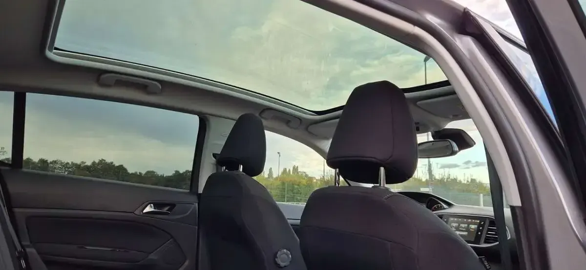 Gebraucht Peugeot 308 125 PS (91 kW) 2014 Grau Limousine