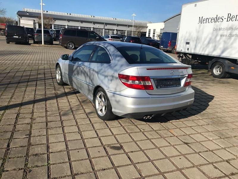 Gebraucht Mercedes CLC220 150 PS (110 kW) 2008 Silber Kleinwagen