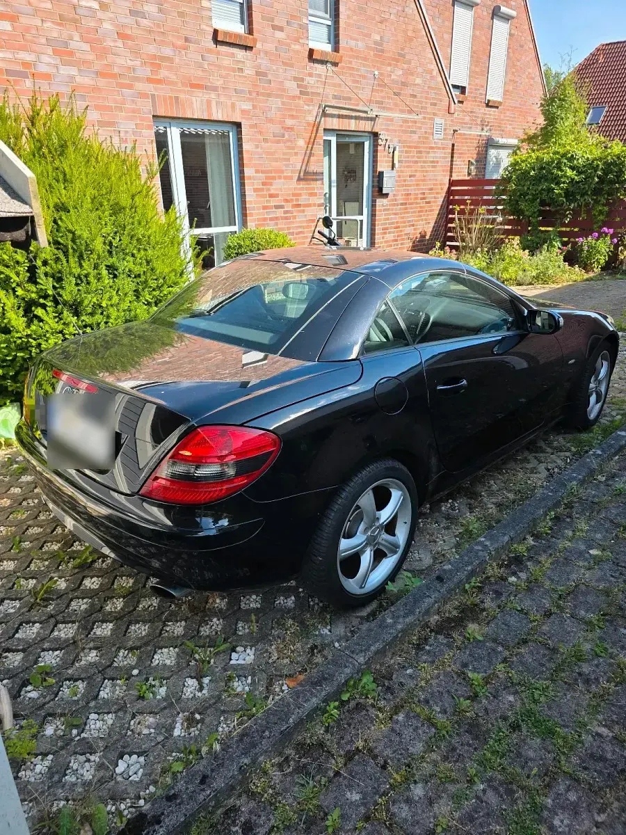 Gebraucht Mercedes SLK200 168 PS (123 kW) 2007 Schwarz Cabrio