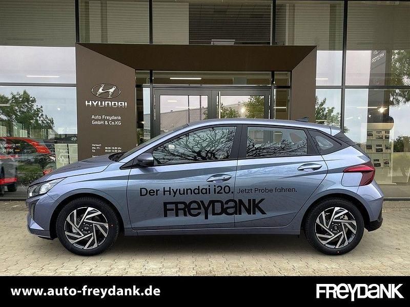 Gebraucht Hyundai i20 Trend 101 PS (74 kW) 2025 Meta blue