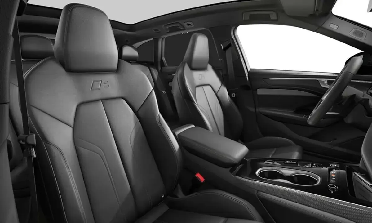 Gebraucht Audi A6 S-Line 204 PS (150 kW) 2026 Mythosschwarz metallic Kombi