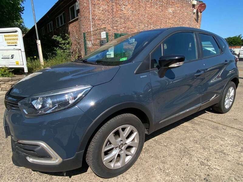 Blau Gebraucht 2019 Renault Captur LIMITED SUV | 9.990 € (Superpreis) - Bild 1/4