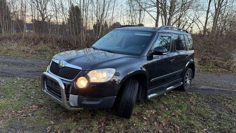 Gebraucht Skoda Yeti Plus Edition 140 PS (102 kW) 2012 Schwarz SUV