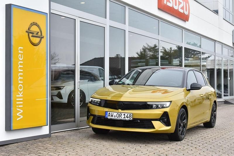 Gebraucht Opel Astra GS Line 131 PS (96 kW) 2023 Kultgelb Kleinwagen