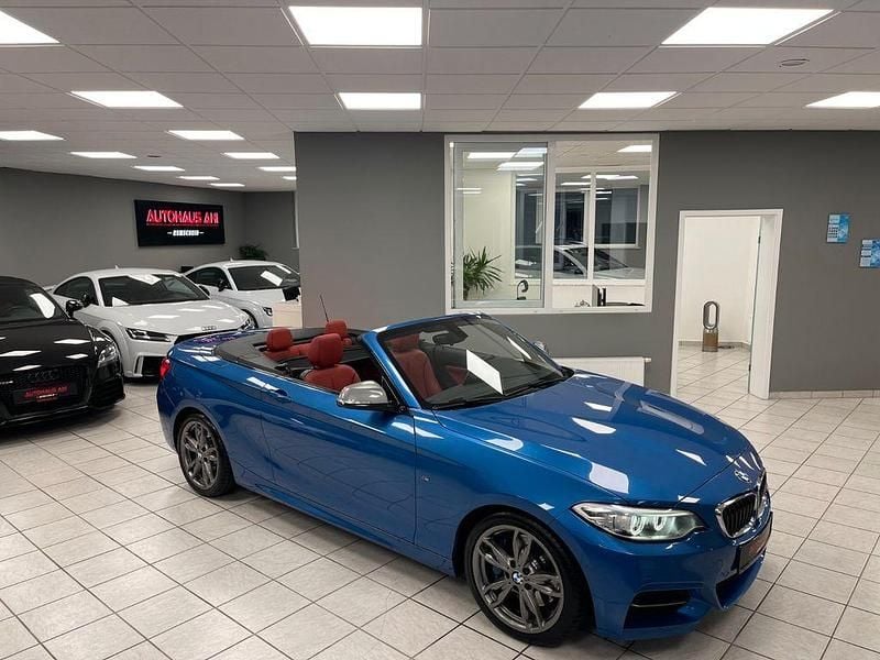 Blau Gebraucht 2017 BMW M240 M Sport Cabrio | 31.900 € (Fairer Preis) - Bild 1/4