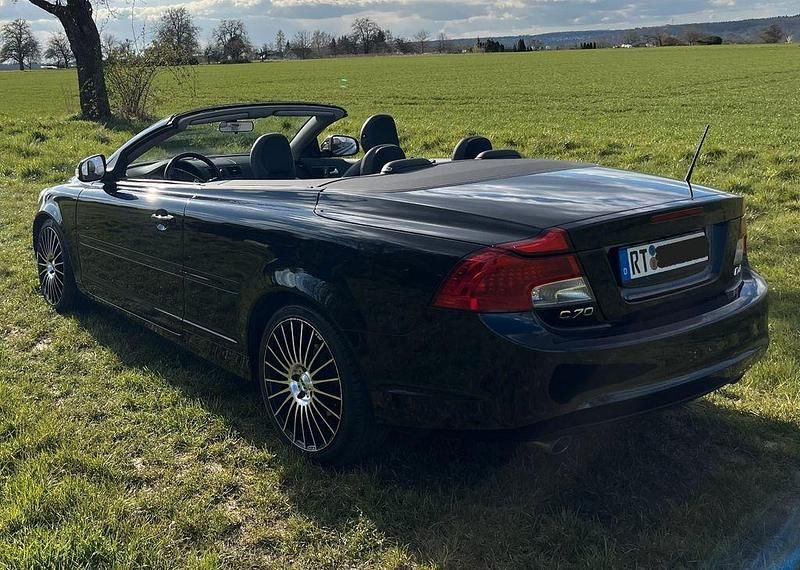 Gebraucht Volvo C70 Kinetic 177 PS (130 kW) 2011 Schwarz Cabrio
