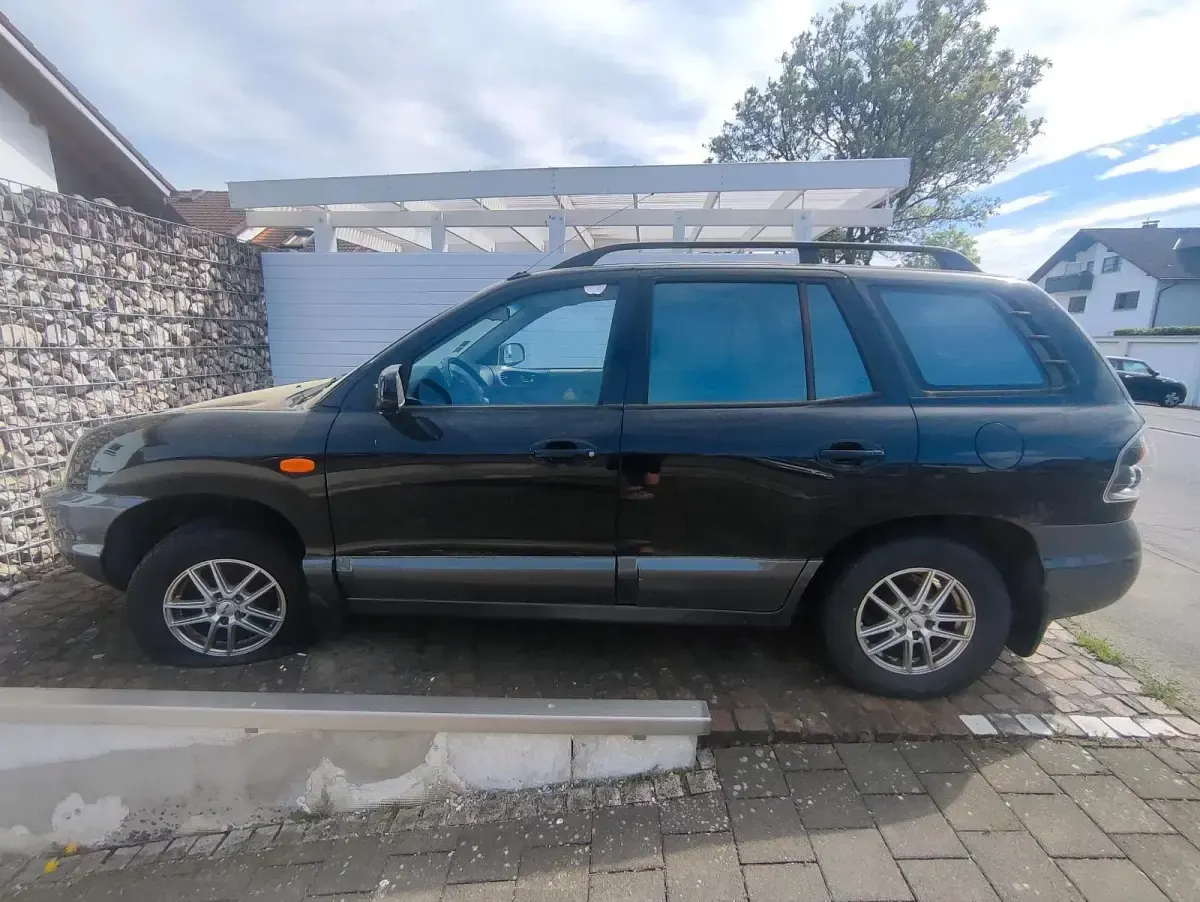 Gebraucht Hyundai Santa Fe Edition+ 145 PS (106 kW) 2004 Schwarz SUV