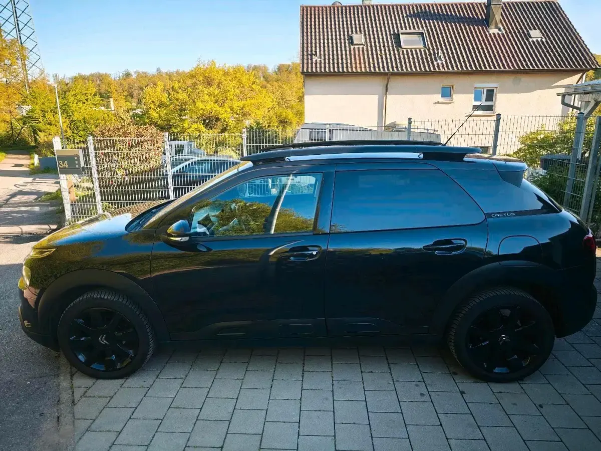 Używany Citroën C4 PureTech 110 KM (80 kW) 2018 Czarny SUV