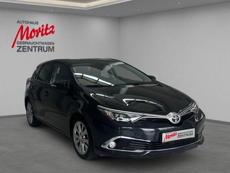 Gebraucht Toyota Auris Executive 116 PS (85 kW) 2016 Schwarz Limousine