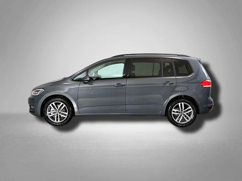 Neu VW Touran Life 150 PS (110 kW) 2025 Atlantik blue metallic Van / Kleinbus