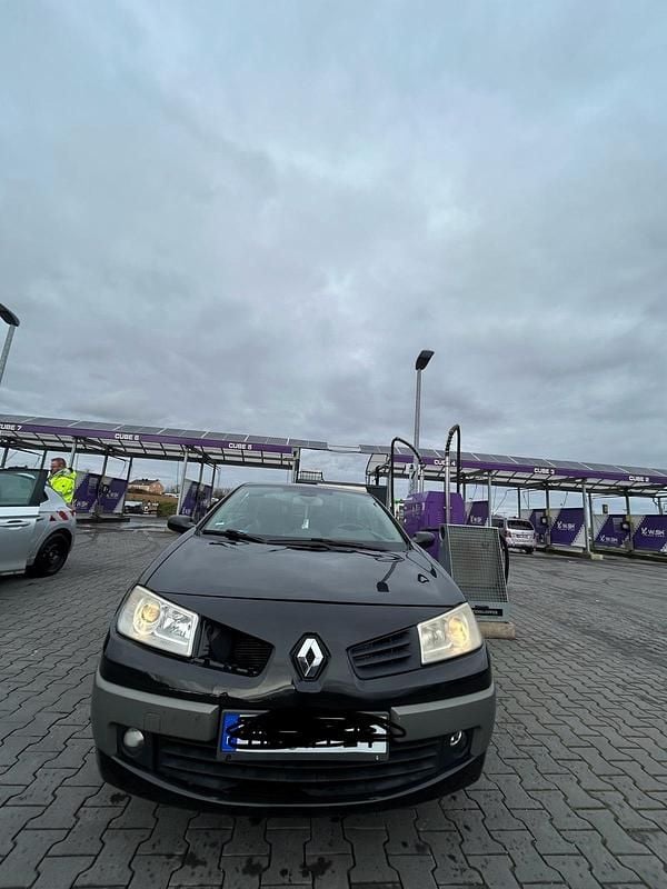 Schwarz Gebraucht 2005 Renault Mégane Cabriolet Cabrio | 1.555 € (Guter Preis) - Bild 1/4