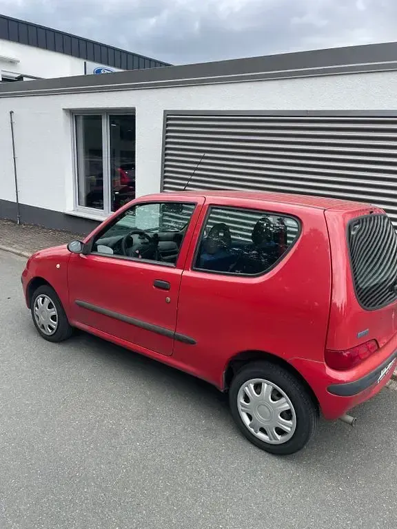 Gebraucht Fiat Seicento S 54 PS (39 kW) 2001 Rot Kleinwagen